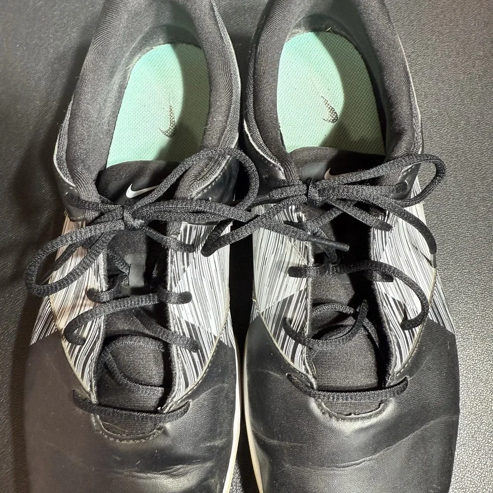 Nike‎ Shoes Women's Size 10W Delight V Golf Sneaker Leather Spike